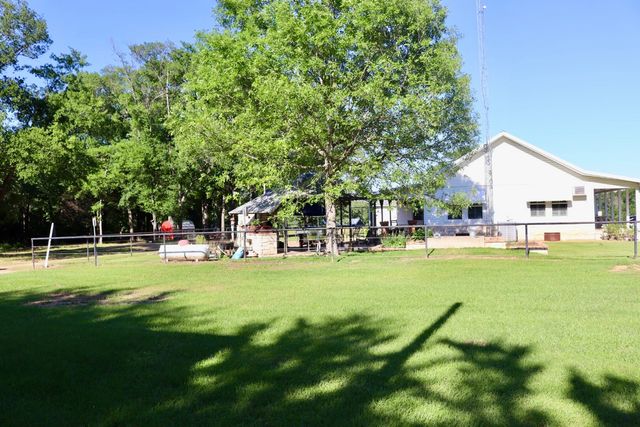 387 County Road 2101, Ivanhoe, TX 75447