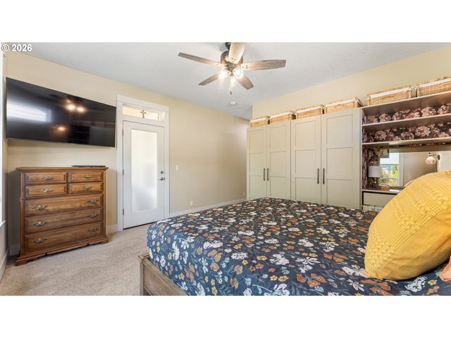 2572 DRAGON FLY Ct, Salem, OR 97306