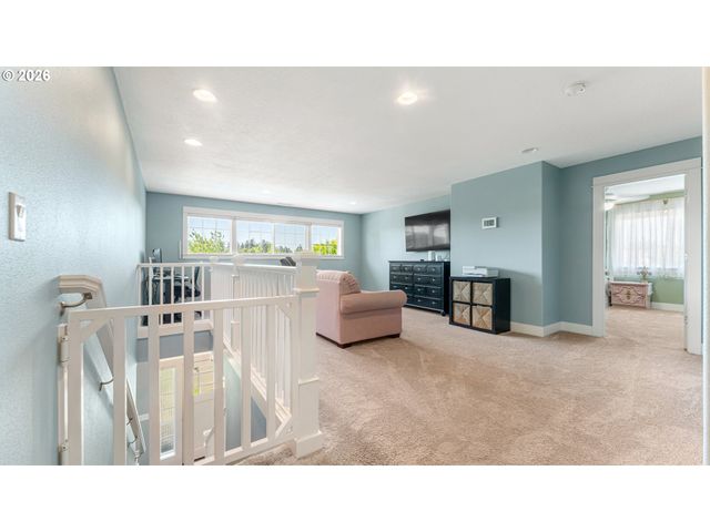 2572 DRAGON FLY Ct, Salem, OR 97306