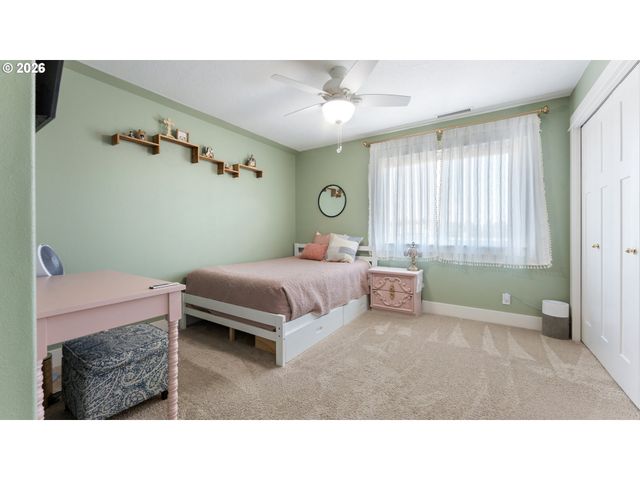 2572 DRAGON FLY Ct, Salem, OR 97306