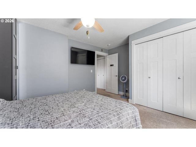 2572 DRAGON FLY Ct, Salem, OR 97306