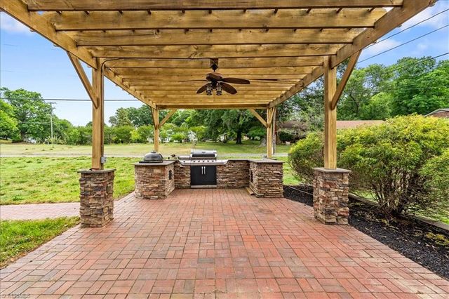701 W Academy Street, Madison, NC 27025