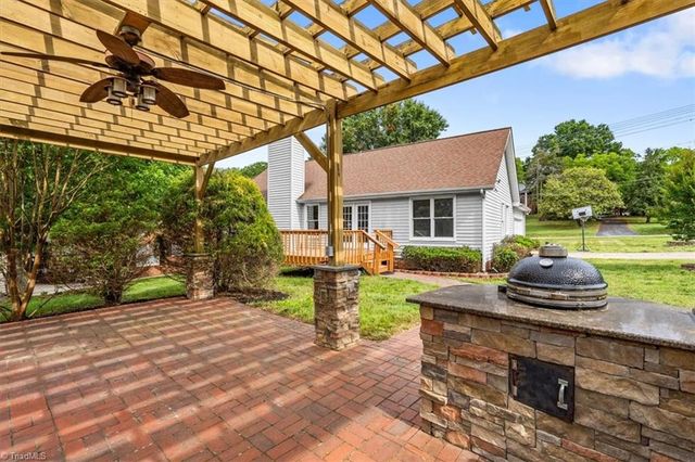701 W Academy Street, Madison, NC 27025
