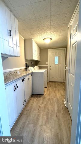 20 UNION AVE, Bellmawr, NJ 08031