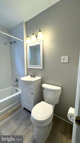 20 UNION AVE, Bellmawr, NJ 08031