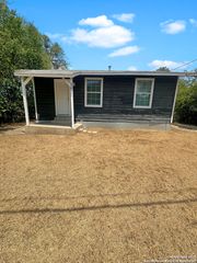 527 Bee, San Antonio, TX 78208
