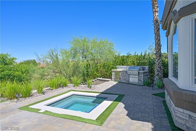 6 Rue Du Ville Way, Henderson, NV 89011