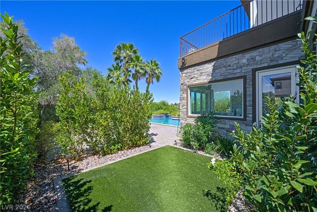 6 Rue Du Ville Way, Henderson, NV 89011