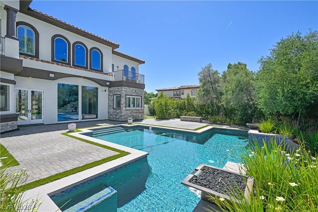 6 Rue Du Ville Way, Henderson, NV 89011