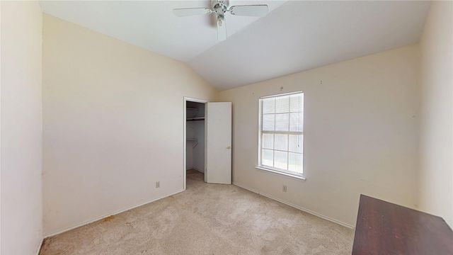 817 Cornfield Drive, Arlington, TX 76017