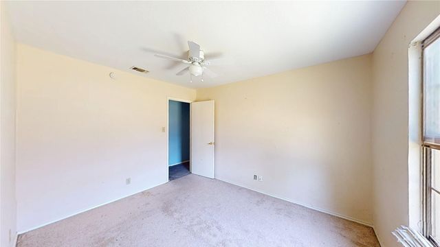 817 Cornfield Drive, Arlington, TX 76017