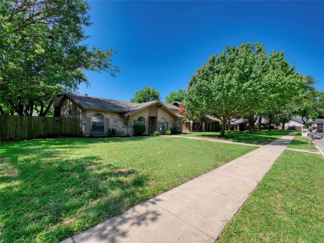 2704 Countess Drive, Plano, TX 75074