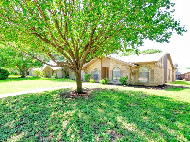 2704 Countess Drive, Plano, TX 75074