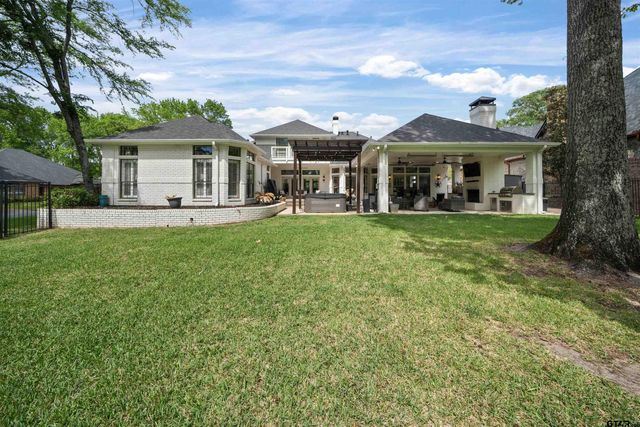 1710 Brandywine Dr, Tyler, TX 75703