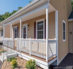 4 Grove Street 10, East Haddam, CT 06469