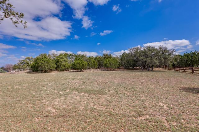 613 Canyon Rim DR, Dripping Springs, TX 78620