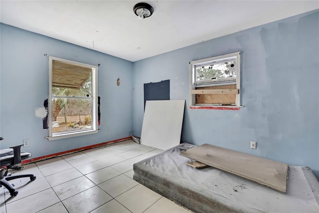 Image 30 of property listing at 12672 S OAKVIEW AVENUE, Floral City, FL 34436