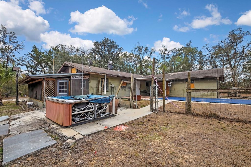Image 39 of property listing at 12672 S OAKVIEW AVENUE, Floral City, FL 34436