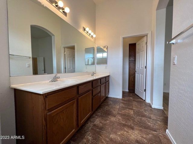 6647 E Red Hawk Street, Mesa, AZ 85215