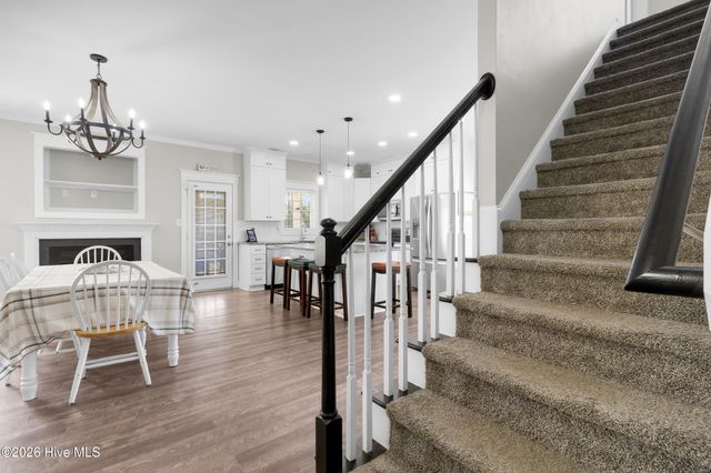 210 Dorovan Court, Hubert, NC 28539