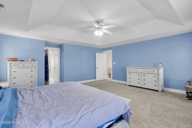 210 Dorovan Court, Hubert, NC 28539