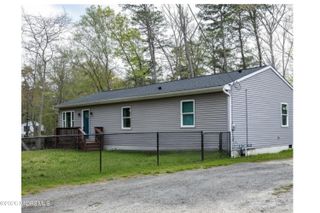 20 Columbine Avenue, Browns Mills, NJ 08015