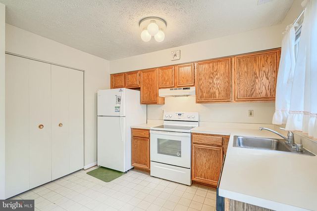 2 CHELMSFORD CT, Baltimore, MD 21220