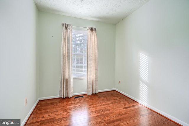 2 CHELMSFORD CT, Baltimore, MD 21220