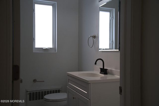 142 South Street 8D, Red Bank, NJ 07701