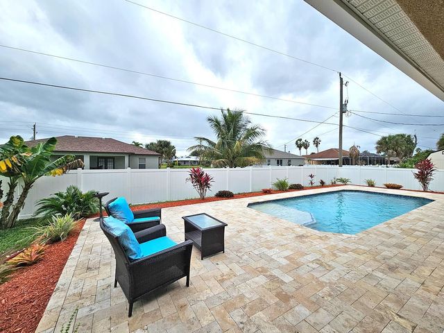 934 SW Worcester Lane, Port St. Lucie, Port St Lucie, FL 34953