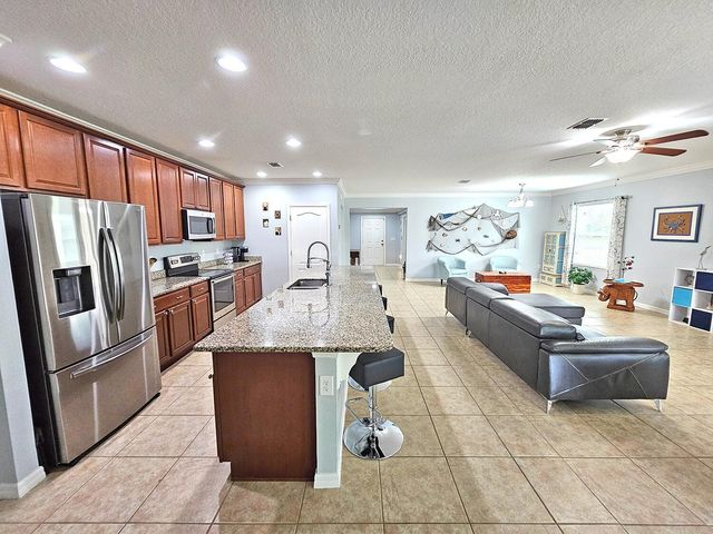 934 SW Worcester Lane, Port St. Lucie, Port St Lucie, FL 34953