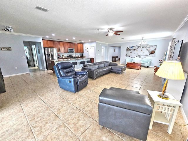 934 SW Worcester Lane, Port St. Lucie, Port St Lucie, FL 34953