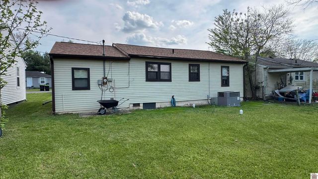 407 HAROLD KING DR., Benton, KY 42025