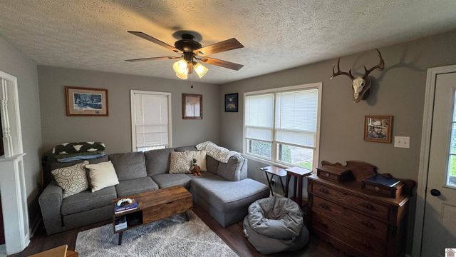 407 HAROLD KING DR., Benton, KY 42025