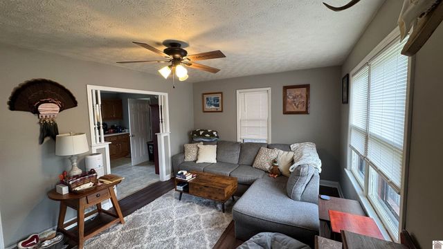 407 HAROLD KING DR., Benton, KY 42025