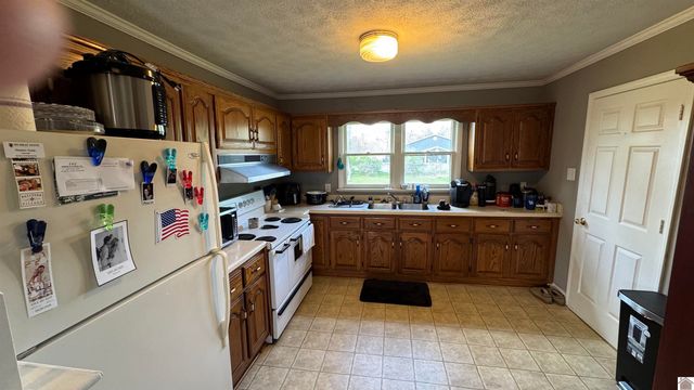 407 HAROLD KING DR., Benton, KY 42025