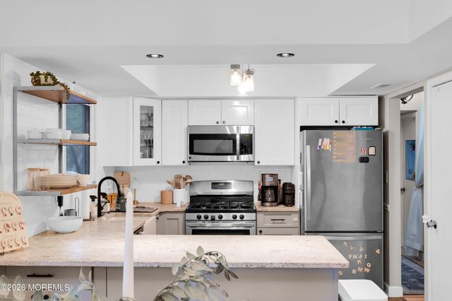 9 Lamp Post Court, Howell, NJ 07731