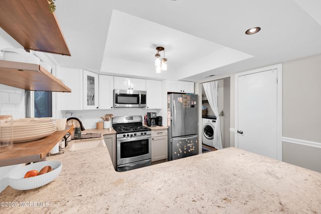 9 Lamp Post Court, Howell, NJ 07731