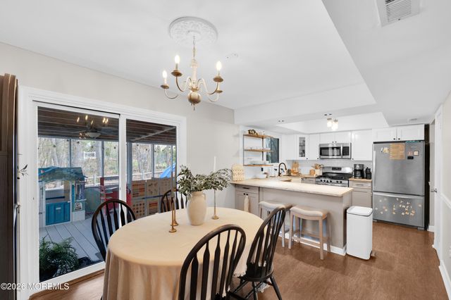 9 Lamp Post Court, Howell, NJ 07731