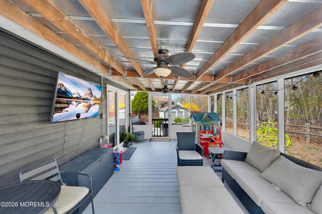 9 Lamp Post Court, Howell, NJ 07731