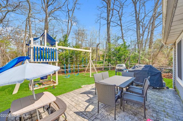 9 Lamp Post Court, Howell, NJ 07731