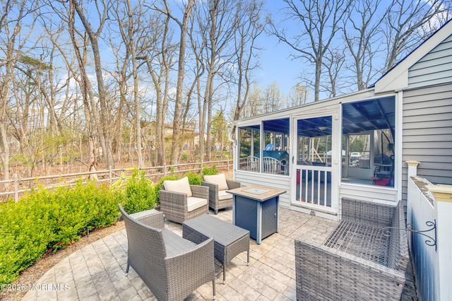 9 Lamp Post Court, Howell, NJ 07731