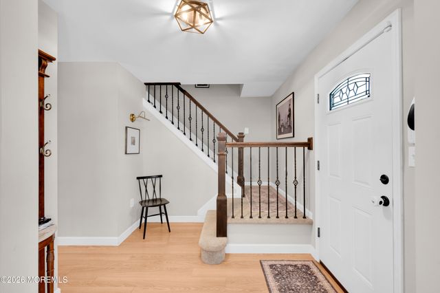 9 Lamp Post Court, Howell, NJ 07731