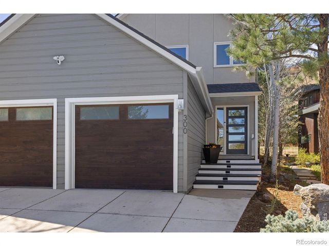 300 Oakwood Place, Boulder, CO 80304