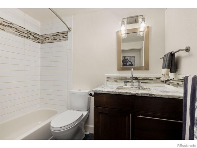 300 Oakwood Place, Boulder, CO 80304