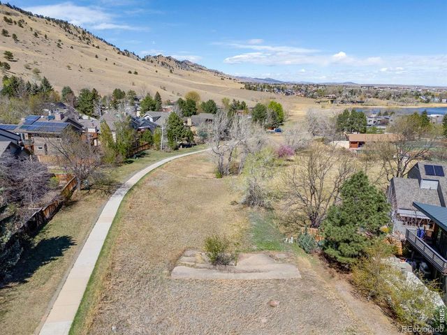 300 Oakwood Place, Boulder, CO 80304