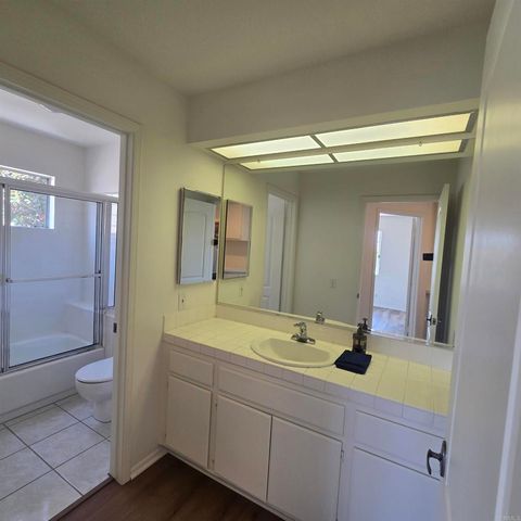 2313 Paseo Circulo, Tustin, CA 92782