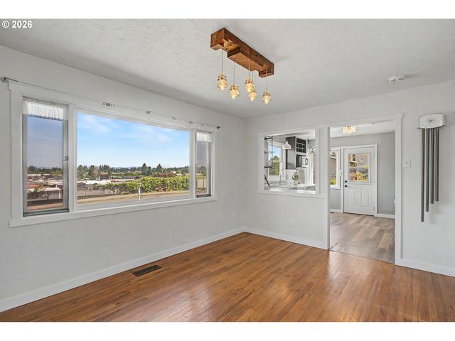 1609 Ne 72ND St, Vancouver, WA 98665