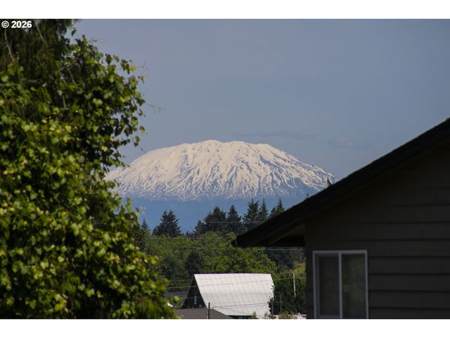 1609 Ne 72ND St, Vancouver, WA 98665