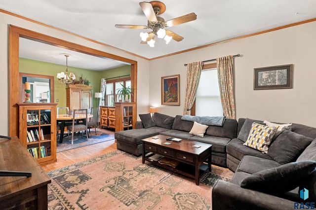1408 S Summit Ave Avenue, Sioux Falls, SD 57105